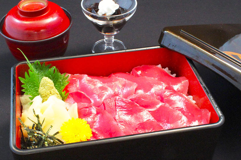 本鮪天身の 鉄火重