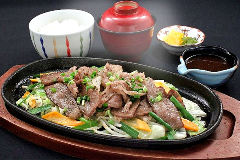 那須野が原牛バラ肉の鉄板焼き